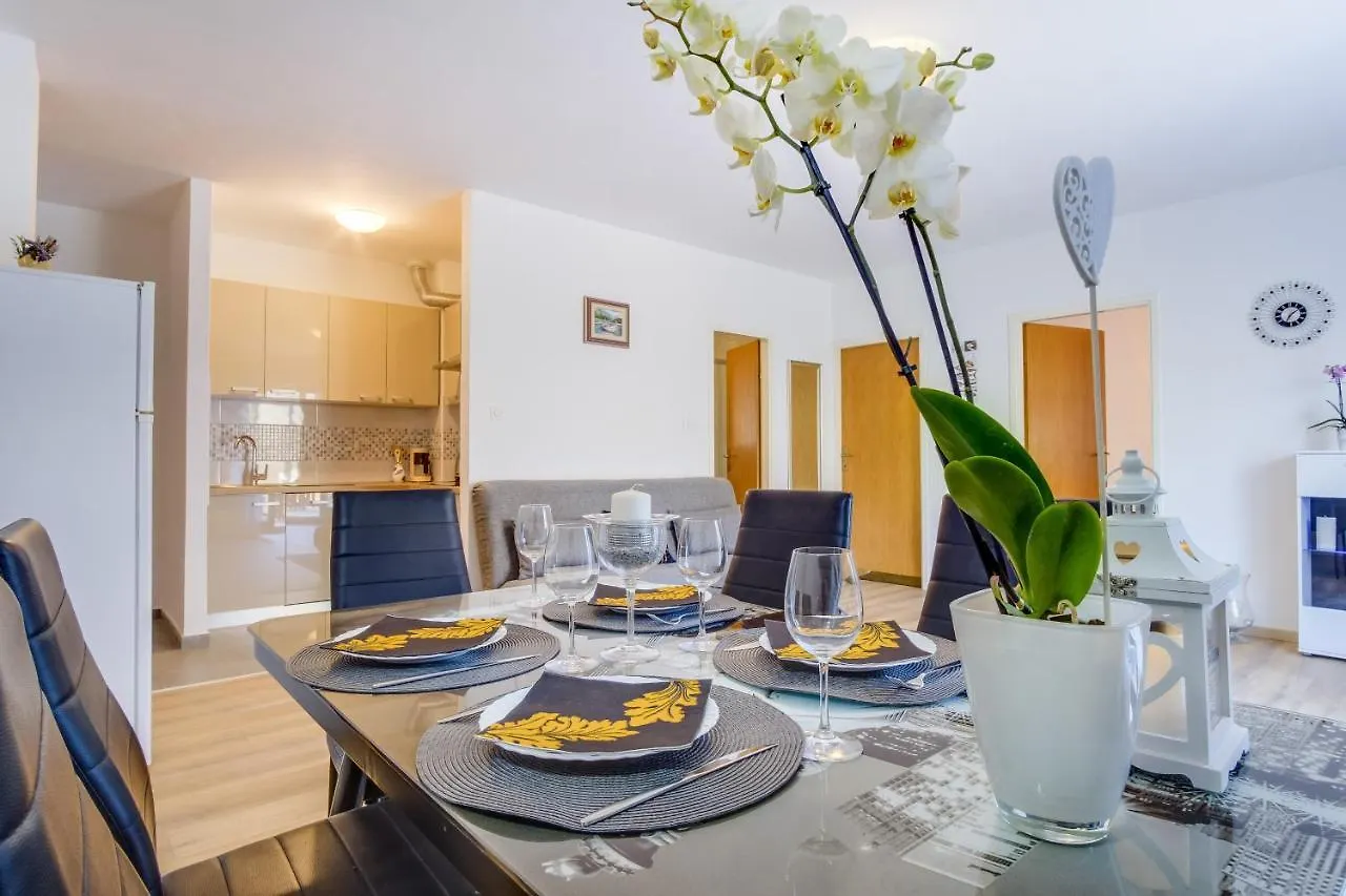 Apartment Rosmarino Mali Lošinj