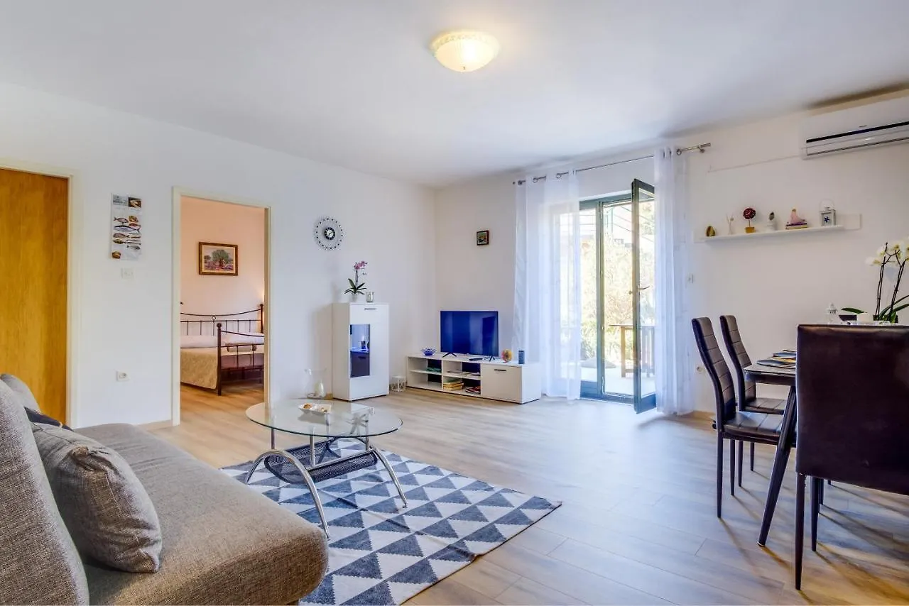 Apartment Rosmarino Mali Lošinj