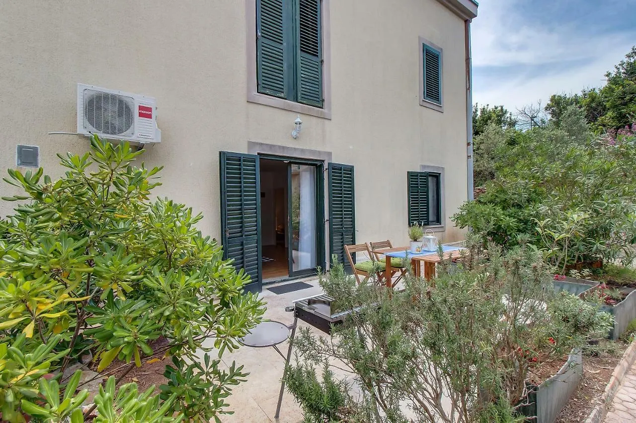 Apartment Rosmarino Mali Lošinj